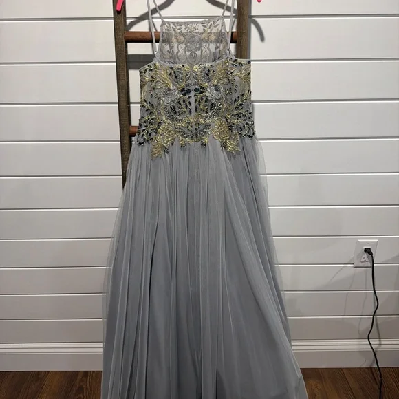 Betsy and Adam gown - Picture 2 of 2